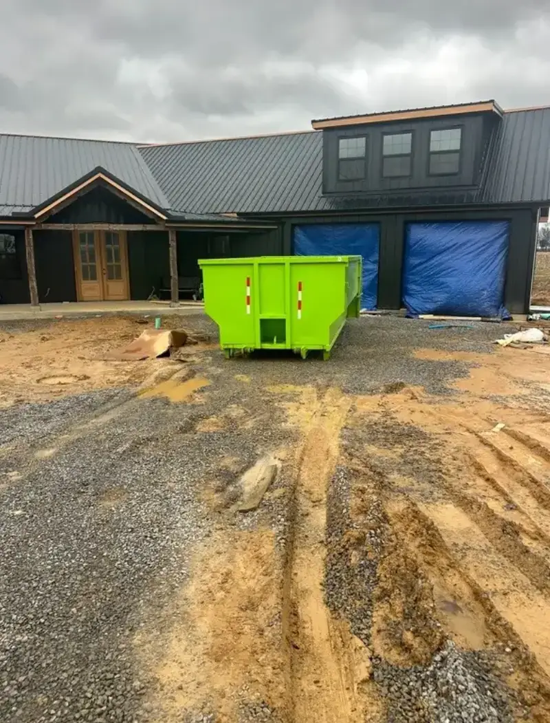 20 Yard roll-off dumpster container - Professional waste management